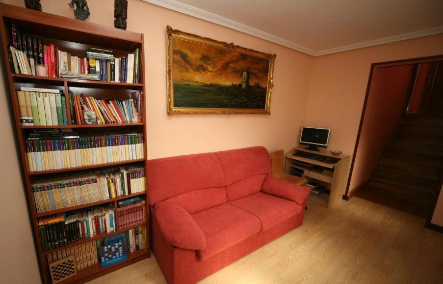 Hostal Ana Belen Madrid Exterior foto