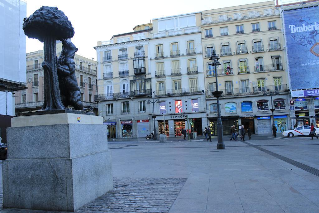 Hostal Ana Belen Madrid Exterior foto